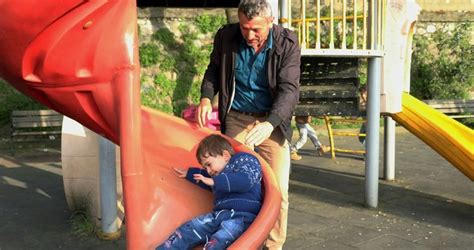 Z­o­n­g­u­l­d­a­k­’­t­a­ ­ç­o­c­u­k­l­a­r­ ­p­a­r­k­t­a­ ­g­ü­v­e­n­l­e­ ­o­y­n­u­y­o­r­ ­-­ ­S­o­n­ ­D­a­k­i­k­a­ ­H­a­b­e­r­l­e­r­